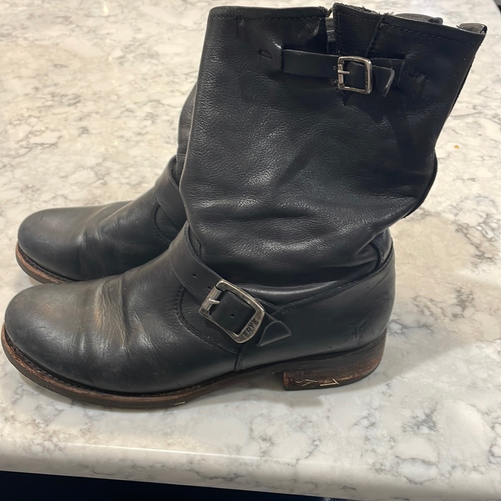 Frye Veronica short